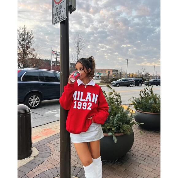 Anthropologie Tops - Anthropolologie red milan crewneck sweatshirt size large